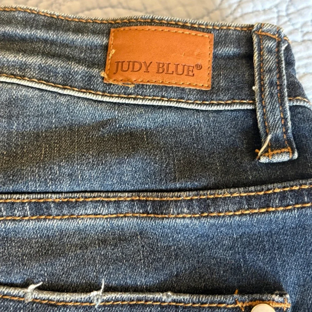 Judy Blue Boyfriend Fit Dark Wash High Rise Button Fly Jeans JB82143DK Size 3/26